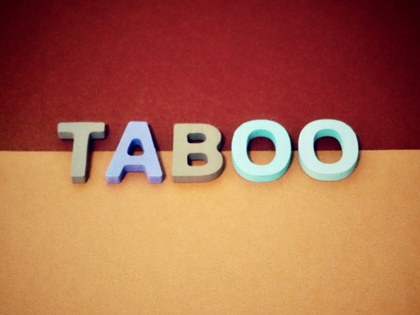 「言霊」の国で議論は形骸化しリスクは隠される